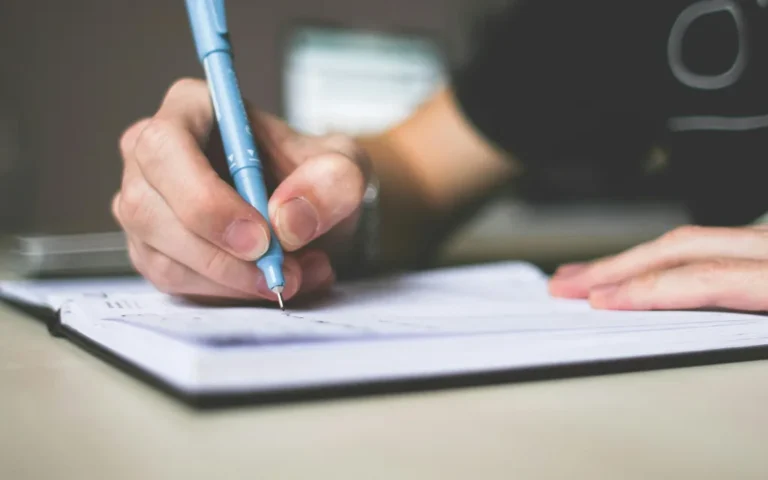 Scholarships for High School Juniors